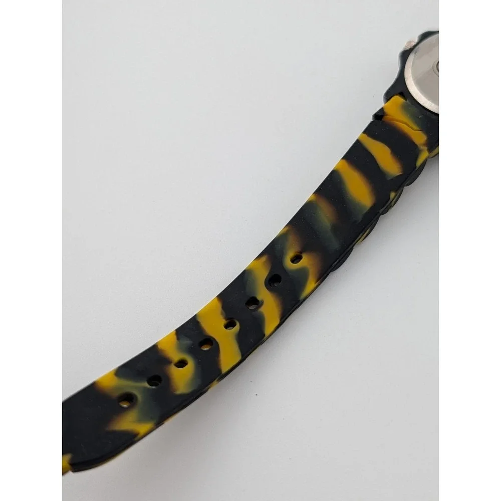 Geneva Watch Women 30mm Case Black & Yellow Silicone Band- New Battery
